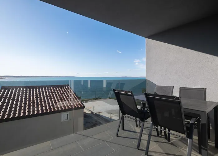 Sunshine Bay Apartamento Nin